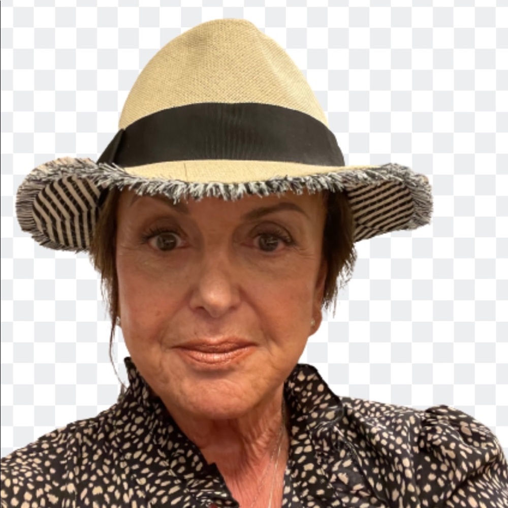 Meet your Posher, Joyce